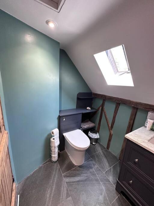 Beautiful 2 Bed Oast - 15 Acre Farm - Holiday home Royal Tunbridge Wells