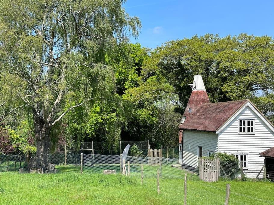 Holiday home Beautiful 2 Bed Oast - 15 Acre Farm - Royal Tunbridge Wells
