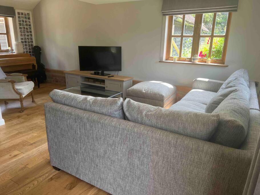 Beautiful 2 Bed Oast - 15 Acre Farm - Holiday home Royal Tunbridge Wells