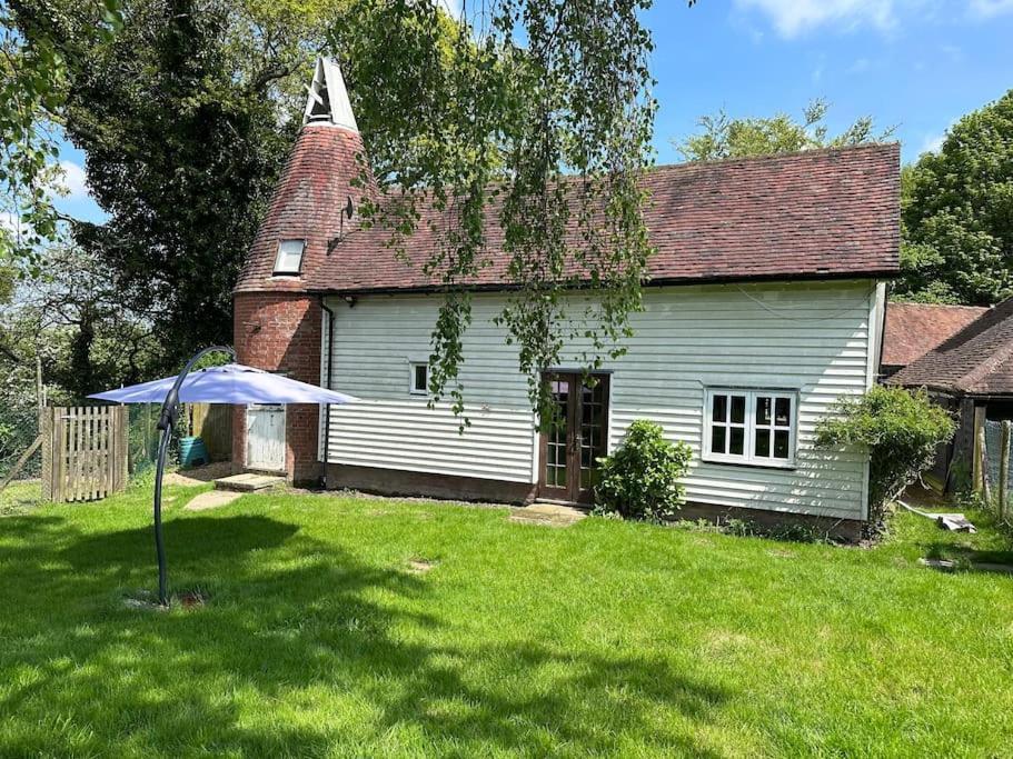 Beautiful 2 Bed Oast - 15 Acre Farm - * Royal Tunbridge Wells